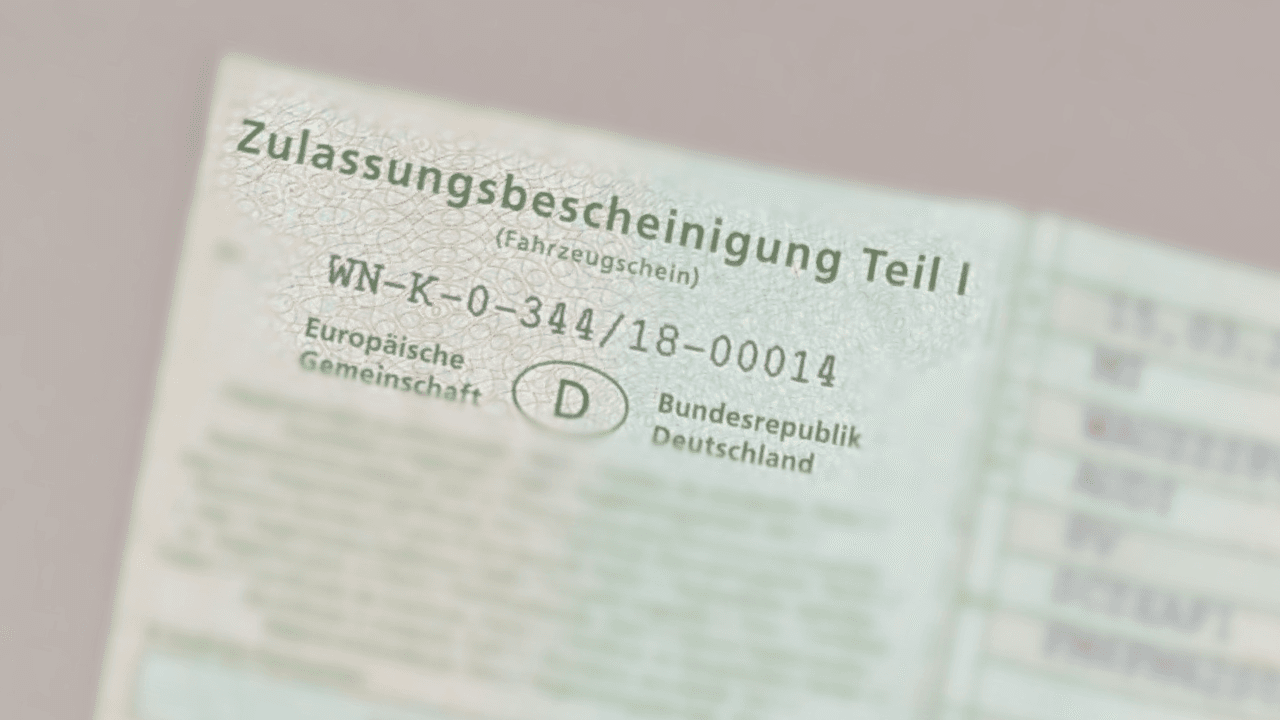 Der Fahrzeugschein (Zulassungsbescheinigung Teil I)